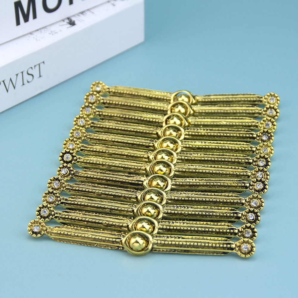 Ethnic Chic Fashion - Poyasa Chic Caucasus Breastplate Women Metal