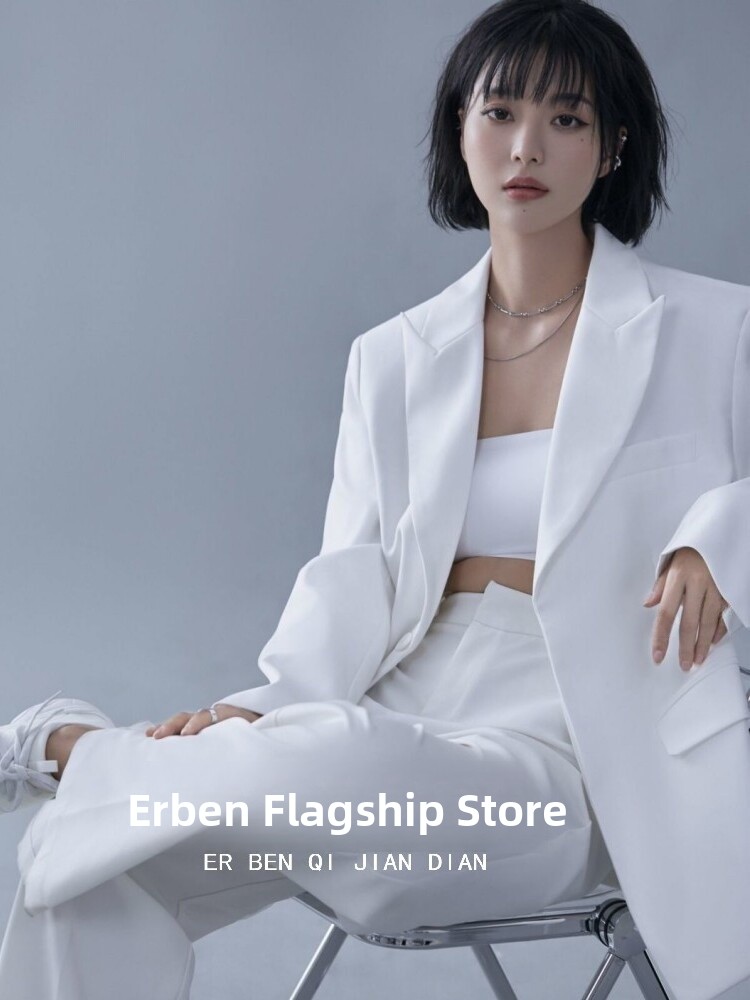 White Suit Theme Fashion Magaz - Ethnic Fashion Magazine ulasan dan harga