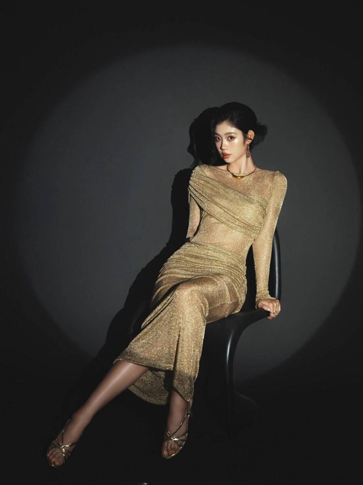 Personal Portrait Image Photo  - Ethnic Fashion Magazine ulasan dan harga