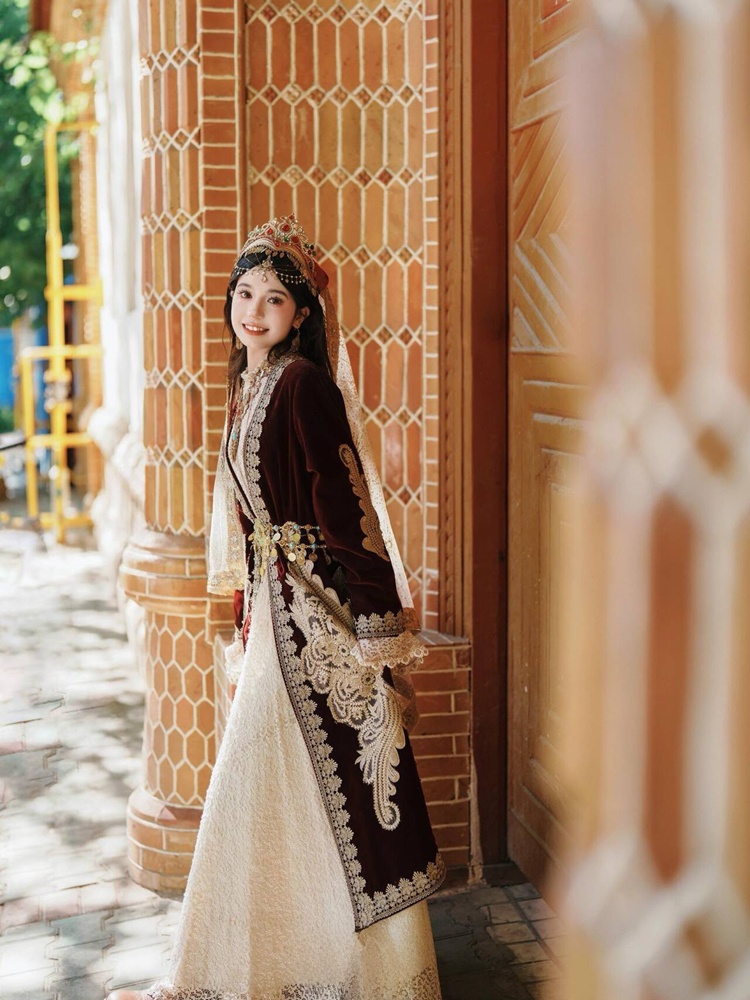 New Ethnic Minority Uygur Clot - Ethnic Clothing & Online Fashion Store Khaadi Us ulasan dan harga